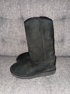 UGG Classic Tall Boots black youth size 4.